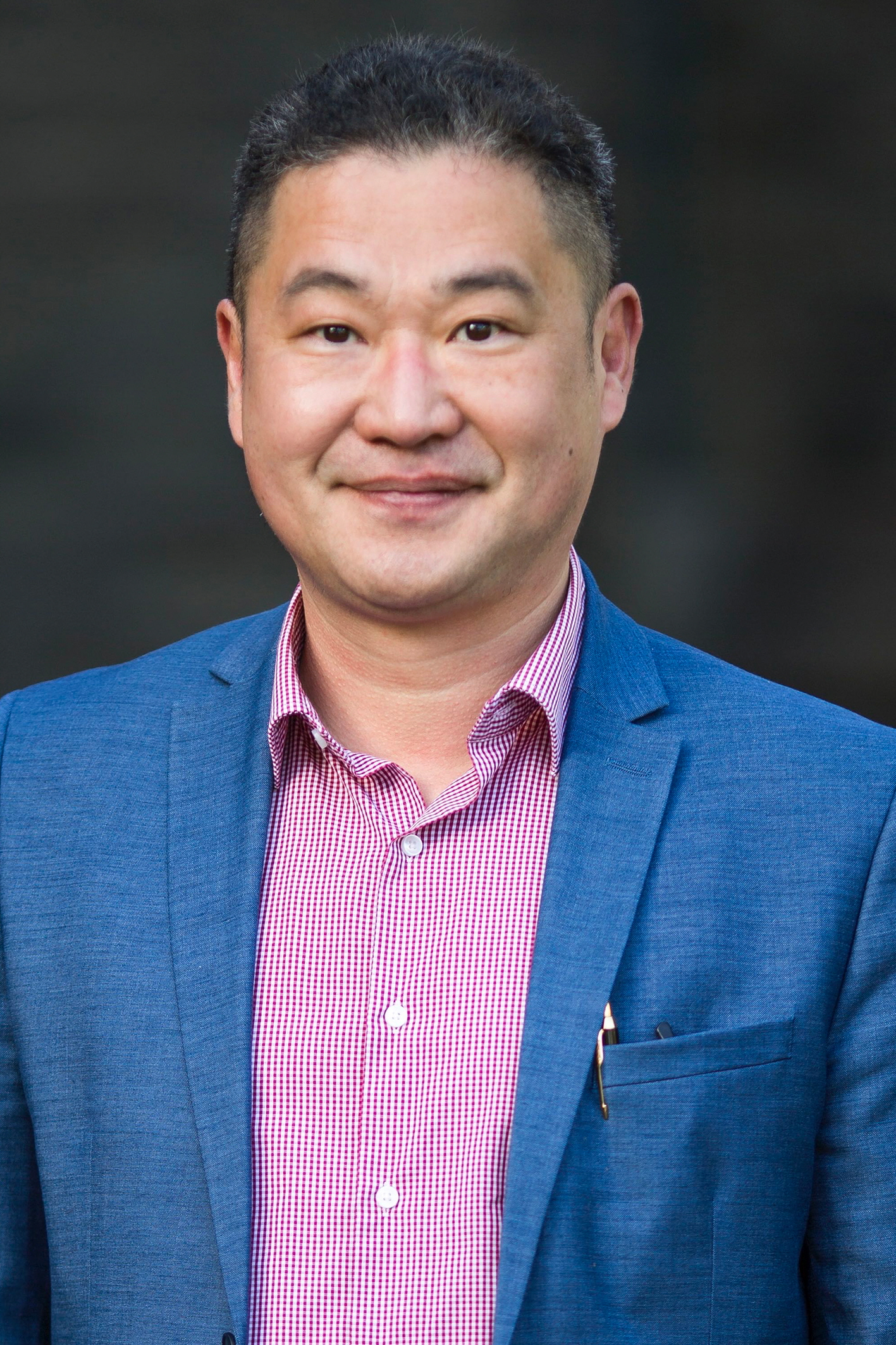 Mingguang He